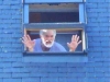 moi-in-window
